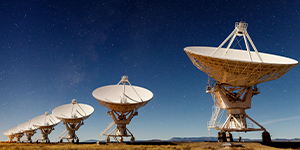 Gros plan sur les radiotélescopes du Very Large Array